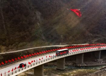 Thirrje klasës politike në Shqipëri, Kosovë, Maqedoni, Kosovë lindore dhe Mal të Zi që të ngrihen mbi interesat individuale