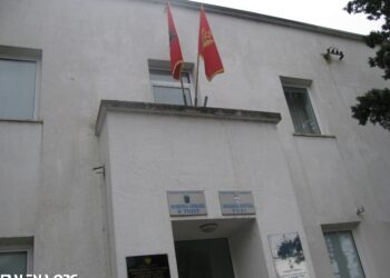 Gjoba për flamurin shqiptar, pengesa e fundit për të shfaqur identitetin kombëtar – nga Besi Bekteshi