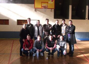 Edhe përkundër parullave shoviniste Gjimnazi i Tuzit shpallet kampion