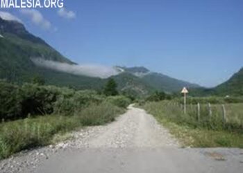 Qeveria e Malit të Zi, sot e miratoi edhe informacionin në lidhje me iniciativën për lidhjen e rrugës Podgoricë – Guci, përmes Shqipërisë.