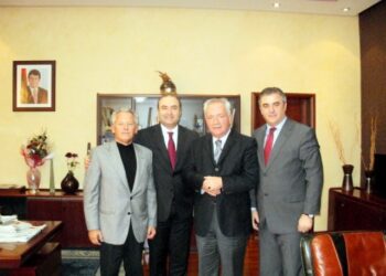 Ministri i Punëve të Jashtme, z. Edmond Haxhinasto, takohet me Ministrin për të Drejtat e Njeriut dhe Minoriteteve të Malit të Zi, z. Ferhat Dinosha