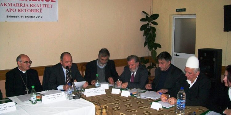 Reportazh nga veriu i Shqipërisë – Shkodra në përpjekje për të shëruar dy plagë të rënda