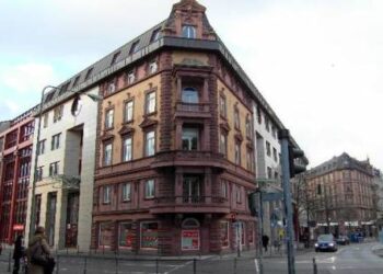 Konsulli malazez në Frankfurt sulmon ulqinaken pasi ajo fliste në gjuhën shqipe