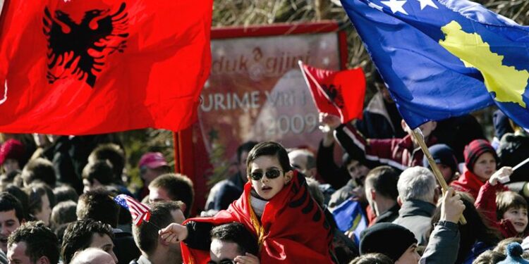 Kosova feston trevjetorin e pavarësisë