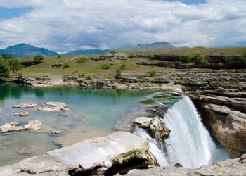 Lumi Cem po rrezikohet nga eksploatuesit e papërgjegjshëm – Vrasësit e bukurisë