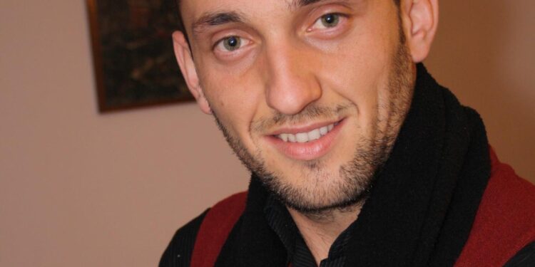 Në rrugën parazgjedhore, duhet që të jemi shumë vigjilent dhe të zgjohemi. Duhet që ta dimë se: