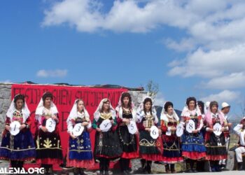 Lindita Çunmulaj, fituese e “Miss Bjeshka 2011”, organizuar në Koritë me rastin e Ditës së festës së bjeshkatarëve, Shën Shtjefnit