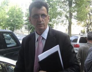 6 Prilli na përkujton: Të jemi të vetvetes është sa nderë aq dhe obligim – Nikollë Camaj