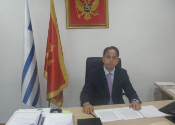 Emërtimet e vendbanimeve janë duke u shënuar edhe në gjuhën shqipe