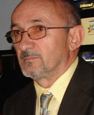 Kush po e pret Presidentin Topi në Detroit?