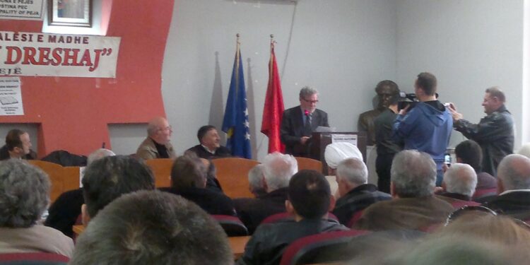 Festë e madhe e fjalës së bukur shqipe në Pejë e Dukagjin