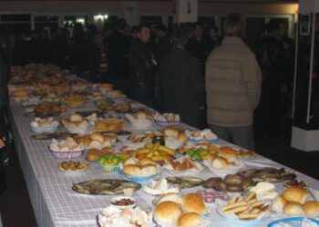 Karnevalet “Koret 2010” Mbrëmja e Peshkut dhe Vërës