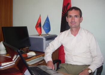 Pjerin Lumaj malesori dhe shqiptari qe nalteson vehten dhe kombin e tij – nga Sytki Ndrecaj