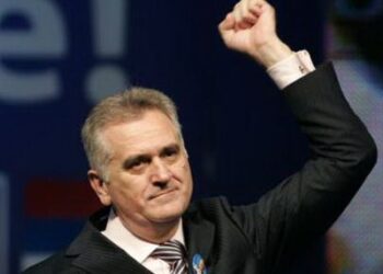 Tomislav Nikolic, Vojvoda i Çetnikëve, presidenti i ri i Serbisë