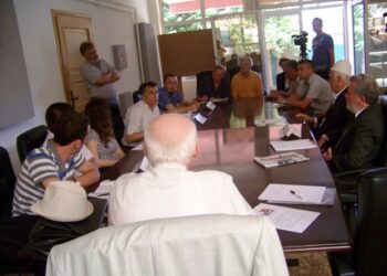 Është mbajtur në Pejë tryeza tematike  “Të ndarë e të (pa) mbrojtur”