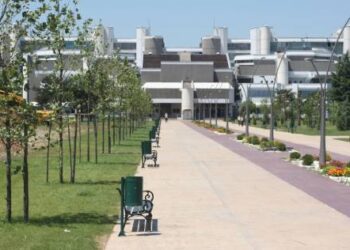 Universiteti i Malit të Zi dobët i rënkuar në listën botërore