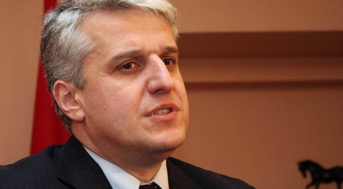 Majko: Rrahja e shqiptarëve në Shkup, kafshëri nazistësh – Sot protestuan shqiptarët