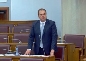 Genci Nimanbegu kërkon të shqyrtohet shkëputja nga koalcioni me DPS dhe subjektet e pakicave