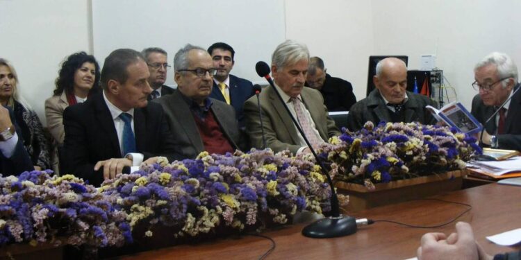 Në Qendren PEN ALBANIA u ndanë mirënjohjet dhe çmimet vjetore