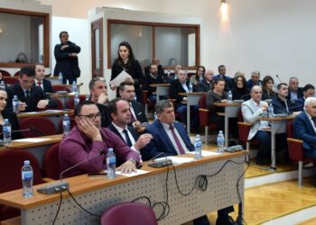 Seanca e II-të e Kuvendit të Tuzit, zgjedhja e Kryetarit të Kuvendit dhe përplasjet pozitë-opozitë