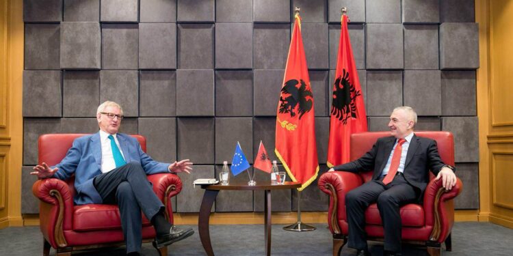 Presidenti i Shqipërisë, Ilir Meta priti në takim delegacionin e Këshillit Europian për Marrëdhëniet me Jashtë