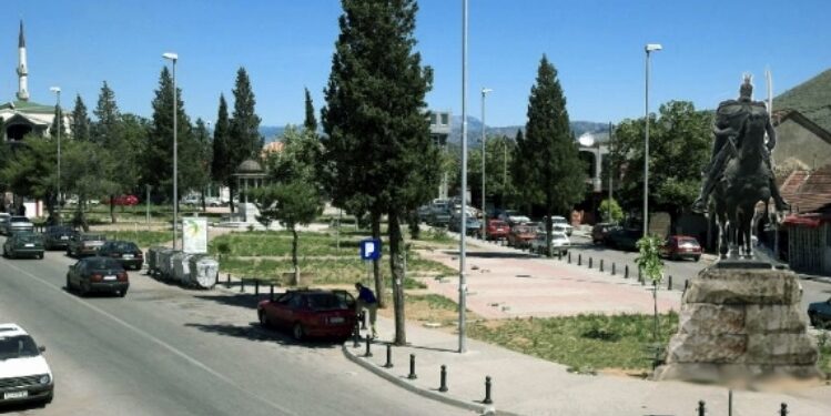 Vendosja e shtatores së Skëndërbeut në Tuz do të shqyrtohet pas zgjedhjeve në Podgoricë