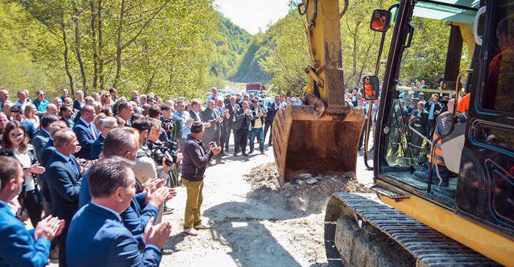 A po jetësohet rruga e shpresës për Plavë Gucinë?