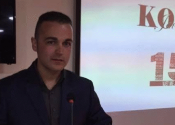Ujkaj: Shqiptarët po shkojnë drejt një krize identiteti
