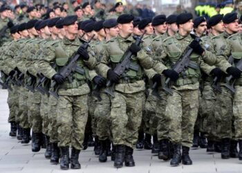 Beogradi kërcënon serbët e Kosovës: 10 vite burg nëse hyni në ushtrinë e Kosovës