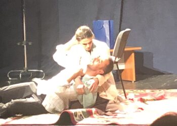 Teatri “Teuta” nga Ulqini shfaqi në Tuz dramën “Nana”