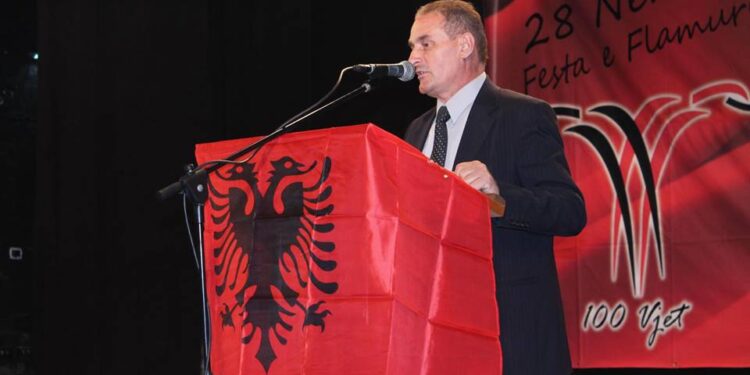 Daci: Kush do t’i shkonte më mirë qendrës së qytetit të Rozhajës, “sebila” boshnjake apo i madhërishmi Gjergj Kastrioti – Skëndërbeu ?