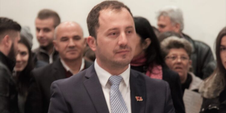 Faik Nika u zgjodh kryetar i KKSH-së