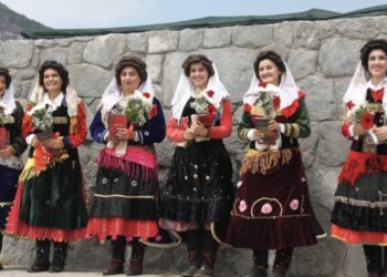 Gjonaj: Bukuroshet malësore të bjeshkës së Koritës ngadalë po i “përpinë” koha?