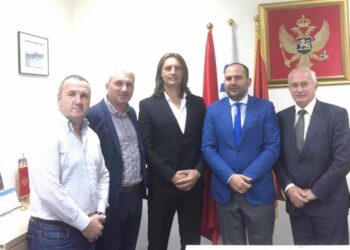 Ambasadori i Shqipërisë në MZ, Ridi Kurtezi, vizitoi Komunën e Tuzit