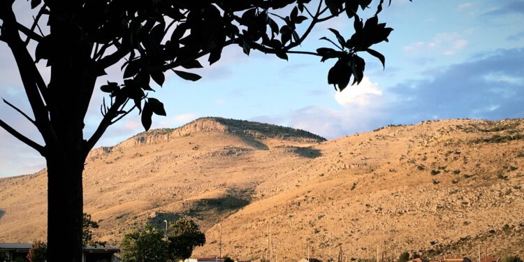 Komuna e Tuzit shpalli konkurs për hartimin e stemës dhe flamurit të komunës