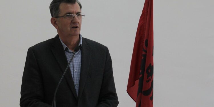 Lideri i LDSH-së, Nikollë Camaj dënon eliminimin e opozitës-njëmendësi në këshillat parlamentar