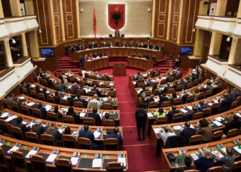 Kuvendi i Shqipërisë miratoi marrëveshjen për çeljen e pikës së kalimit kufitar Zogaj- Skje