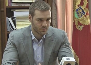 PDS: Për mandatet e shqiptarëve do të bisedohet vetem nëse avansohen zgjedhjet