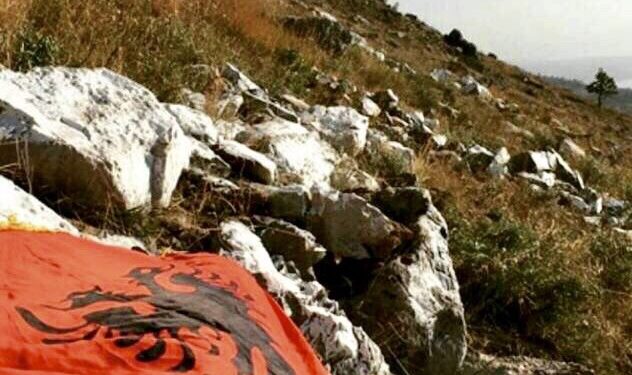 Hiqet emri i Titos, në Deçiq, Tito vë në lëvizje policinë malazeze