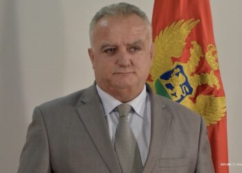 Zenka: Askush nuk do mund të ndalojë shfaqjen e flamurit të një shtetit tjetër