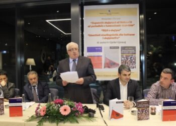 U përuruan tre libra të gazetarit dhe publicistit Gjekë Gjonaj