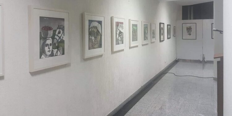 Hapet ekspozita e grafikave të piktorit të ndjerë Gjelosh Gjokaj