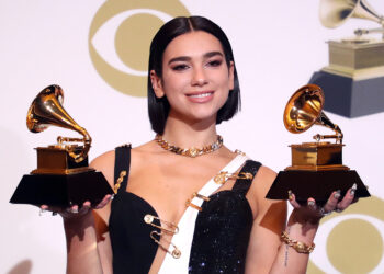 Dua Lipa fiton dy çmime Grammy, bën krenarë shqiptarët