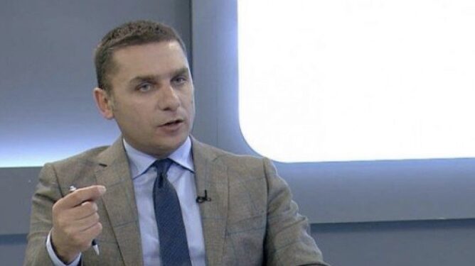 ”Bashkimi që fitoi Tuzin dhe përçarja që humbi Ulqinin”