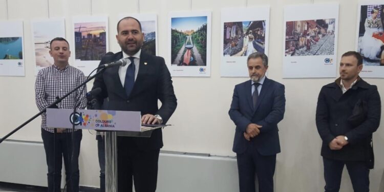 Ekspozita fotografike “Colours of Albania” ne Ulqin