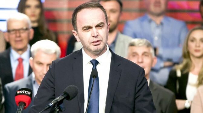 Gjeloshaj: Kishte tentativa të shumta për të zvarritur vullnetin në përkrahjen e Forumit Shqiptar