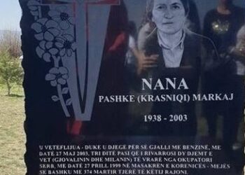Nëna gjakovare qe i vuri flakën vetës pasi ia kthyen trupat e djemve të vdekur nga Serbia