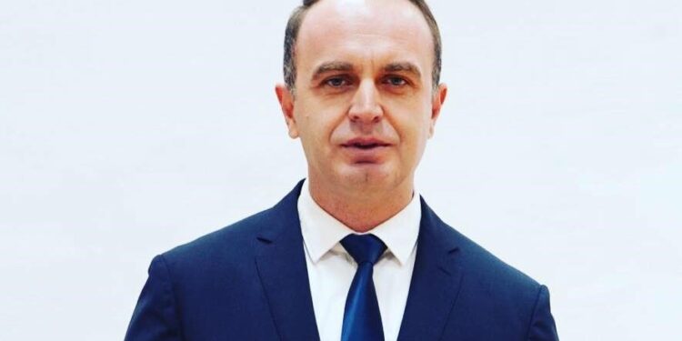 Gjeloshaj i ofron Partisë boshnjake pjesmarrje në administratë