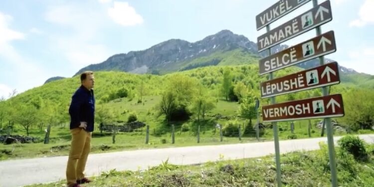 Nikollë Nikprelaj, publikon këngën e re “në Kelmend”