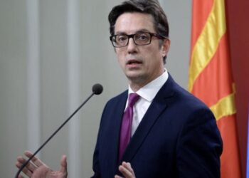 Gjuha shqipe bëhet gjuha e dytë zyrtare në Maqedoninë e Veriut